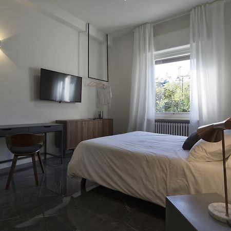 Suite Vogue Stazione Воґера Екстер'єр фото