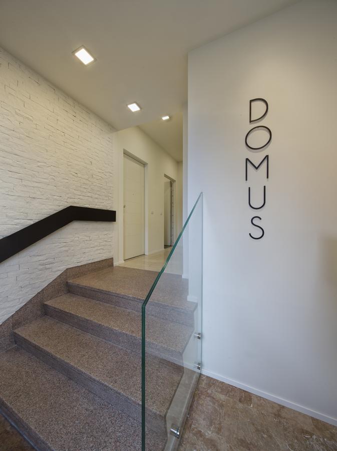 Suite Vogue Stazione Воґера Екстер'єр фото